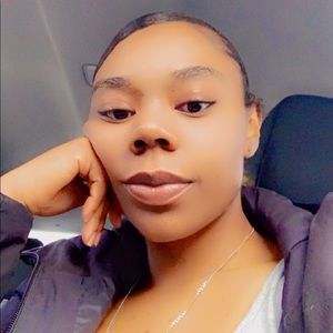 Meet your Posher, Shyrell